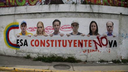 Protestplakat gegen die verfassungsgebende Versammlung in Caracas. 