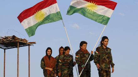 Eine Peschmerga-Miliz im irakischen Kirkuk: Der Kurdenkonflikt im Nahen Osten zieht sich bereits seit Jahrzehnten hin.