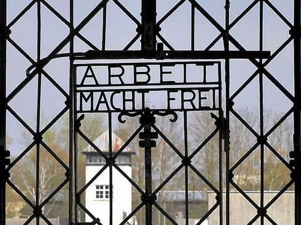 Das Tor des ehemaligen Konzentrationslagers Dachau.