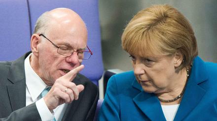 Bundestagspräsident Norbert Lammert und Kanzlerin Angela Merkel