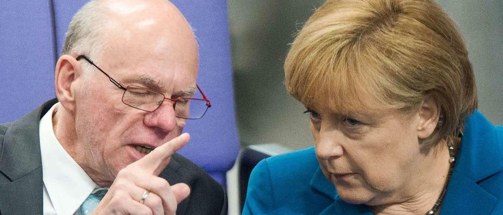 Bundestagspräsident Norbert Lammert und Kanzlerin Angela Merkel