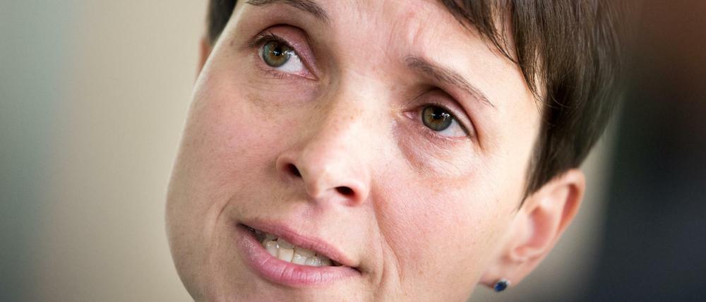 Setzt nun auf blau: Die ehemalige AfD-Chefin Frauke Petry