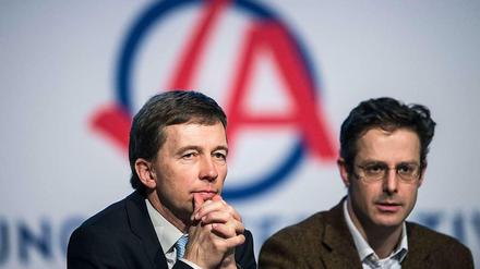 AfD-Chef Bernd Lucke und Marcus Pretzell, Landeschef der AfD in NRW (rechts).