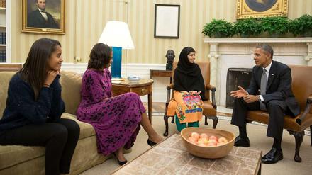 Das pakistanische Mädchen Malala zu Gast im Weißen Haus