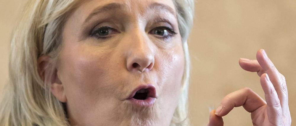 Hofft aus Donald Trump: Marine Le Pen, Chefin des französischen Front National 