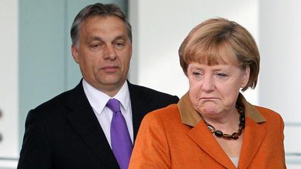 Bundeskanzlerin Angela Merkel (CDU) mit dem ungarischen Ministerpräsidenten Viktor Orban im Oktober 2012