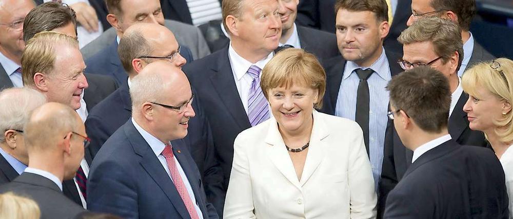 Haben die Beruhigungspillen gewirkt? Angela Merkel bei der Abstimmung zu ESM und Fiskalpakt im Bundestag. 