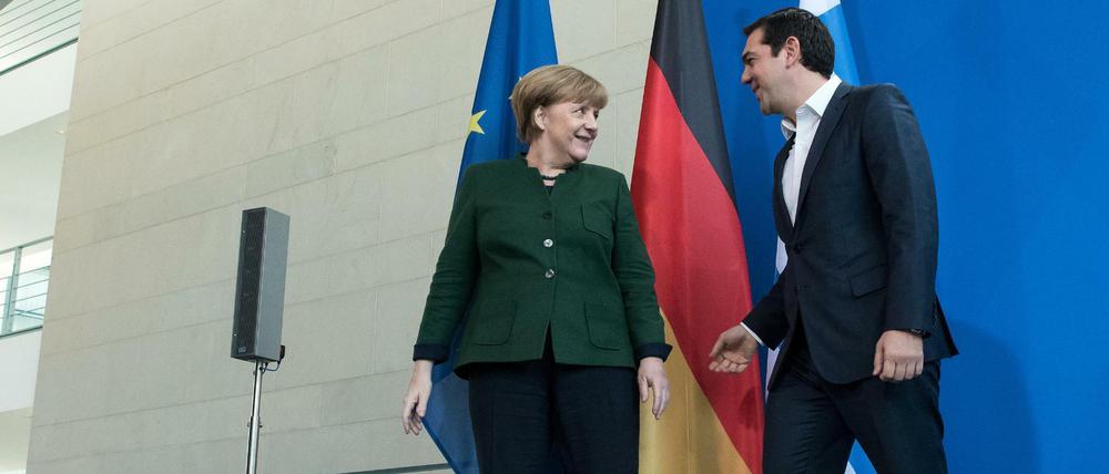 Bundeskanzlerin Angela Merkel und der griechische Ministerpräsident Alexis Tsipras am Freitag in Berlin.