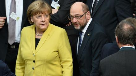 Kanzlerin Angela Merkel (CDU) und SPD-Kandidat Martin Schulz bei der Bundespräsidentenwahl.