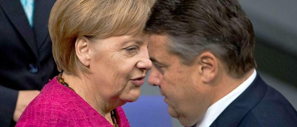Bundeskanzlerin Angela Merkel und Vize-Kanzler Sigmar Gabriel (SPD).