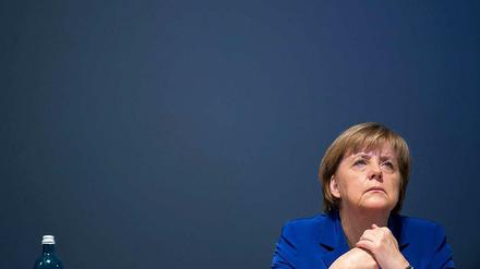 Merkel sieht sich harscher Kritik ausgesetzt: wenig Forderungen, wenig Engagement.