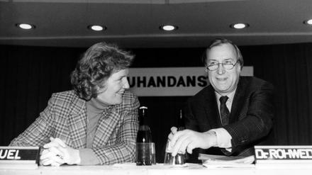 Der damalige Treuhand-Chef Detlev Karsten Rohwedder und Treuhand-Vorstandsmitglied Birgit Breuel 1991 bei einer Pressekonferenz.