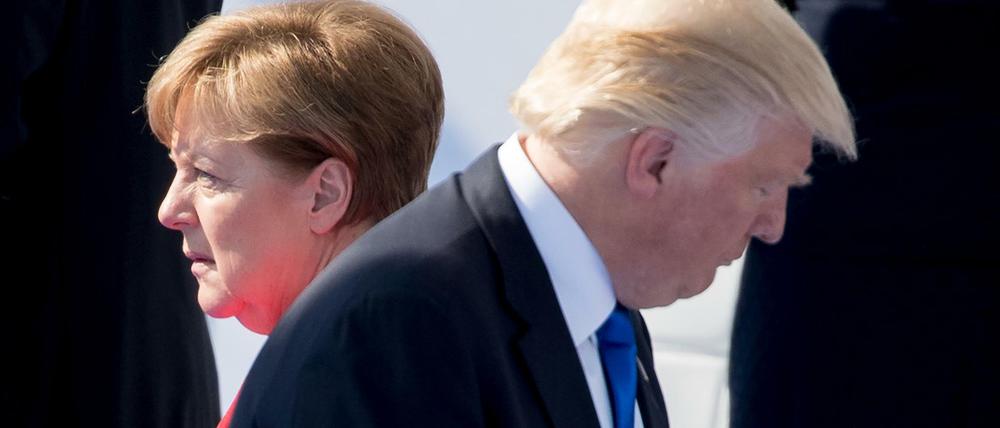 Unein über die Nato: US-Präsident Donald Trump und Bundeskanzlerin Angela Merkel.
