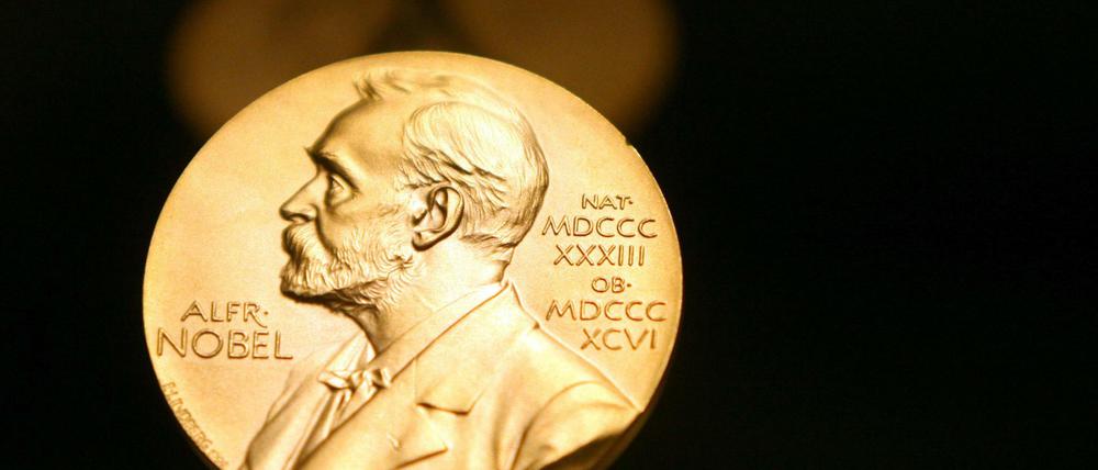 Die Medaille mit dem Konterfei des Stifters erhält der Friedensnobelpreisträger am 10. Dezember in Oslo verliehen.