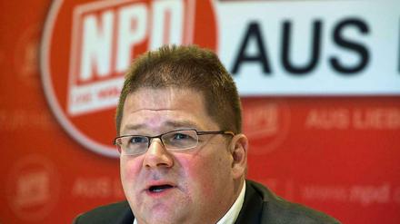 Holger Apfel muss sich nach Rücktritt wegen Burnout gegen neue Vorwürfe wehren.