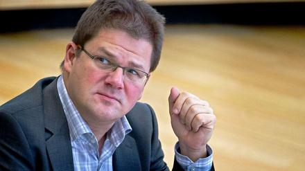 Ex-NPD-Vorsitzender Holger Apfel steht nach Parteiaustritt allein auf weiter Flur.