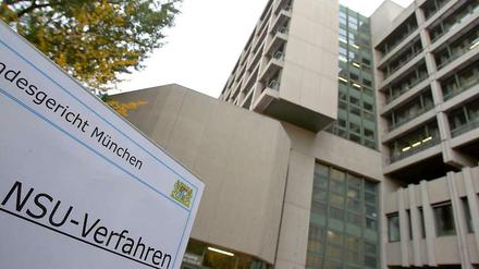 Am Dienstag fand am Oberlandesgericht München der 54. Tag im NSU-Prozess statt. Der Zeitplan für November gerät immer mehr aus den Fugen.