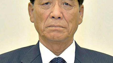 Der 73-jährige Pak gilt als zentrale Figur der nordkoreanischen Wirtschaftspolitik und als enger Vertrauter des am 17. Dezember 2011 verstorbenen früheren Staatschefs Kim Jong Il.