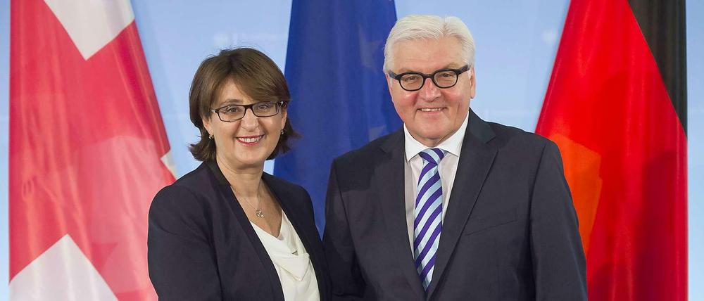 Georgiens Außenministerin Maja Panjikidze mit ihrem deutschen Amtskollegen Frank-Walter Steinmeier in Berlin.