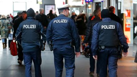 Die Bundespolizei hat ihre Präsenz am Berliner Hauptbahnhof deutlich erhöht.
