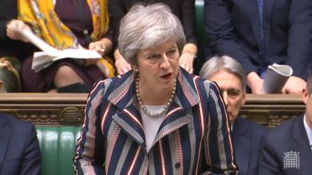 Theresa May spricht vor dem Unterhaus des britischen Parlaments über den Brexit.