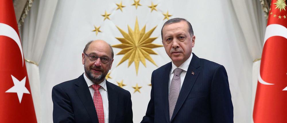 Schulz wollte das Verhältnis der Türkei zur EU durch seinen Besuch bei Erdogan entspannen. 