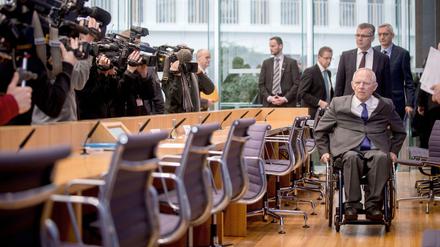 Kompromiss geschafft: Bundesfinanzminister Wolfgang Schäuble (CDU) auf dem Weg zur Haushaltspressekonferenz. 