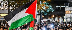 Pro-Palästina-Demonstration auf dem Berliner Alexanderplatz.