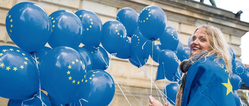 Luft raus? Junge Europäer haben ein distanziertes Verhältnis zur EU, wie eine Studie belegt.