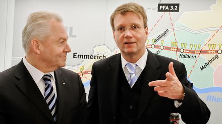 Arbeiten bald womöglich noch enger zusammen: Bahnchef Rüdiger Grube (links) und der CDU-Politiker Ronald Pofalla.