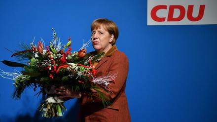 Blumen für die Chefin: Ein Strauß für Angela Merkel