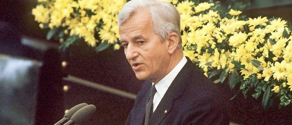 Richard von Weizsäcker am 8. Mai 1985 im Bundestag.
