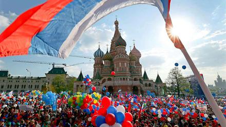 Erstmals seit 23 Jahren zog die Parade zum 1. Mai wieder direkt am Kreml vorbei.