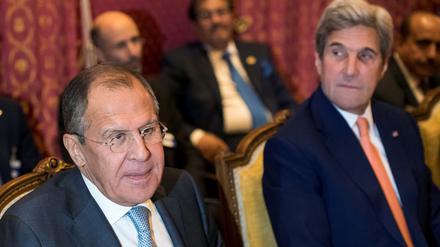 Russlands Außenminister Sergei Lawrow und US-Außenminister John Kerry am Samstag in Lausanne. 