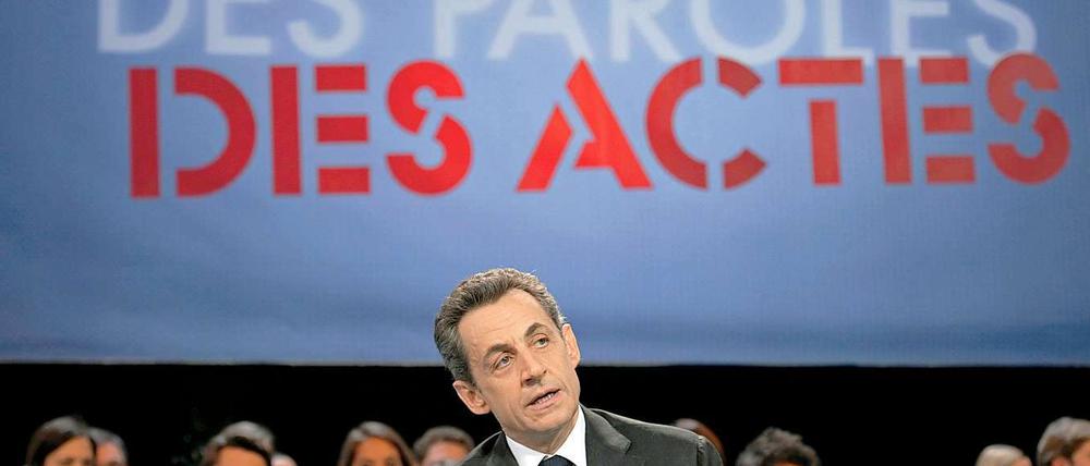 Sarkozy rückt Marine Le Pen auf die Pelle. Am rechten Rand versucht er Wähler abzuschöpfen. 