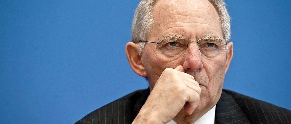 Finanzminister Wolfgang Schäuble warnt die SPD davor, auf der Finanztransaktionssteuer zu beharren.