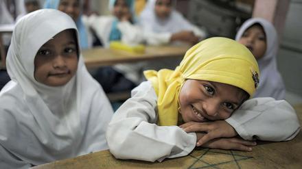 Eine internationale Initiative will Schulkinder in bewaffneten Konfliktgebieten unter besonderen Schutz stellen. 