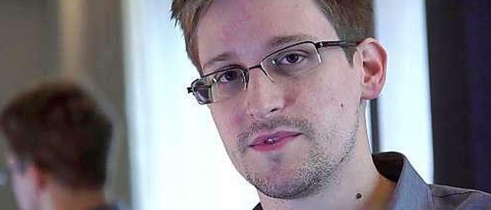 Edward Snowden beantwortet heute über den Hashtag #AskSnowden die Fragen der User.