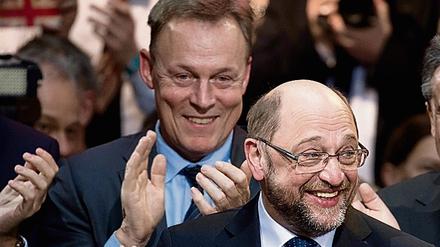 SPD-Kanzlerkandidat Martin Schulz und der SPD-Fraktionschef im Bundestag, Thomas Oppermann (links). 