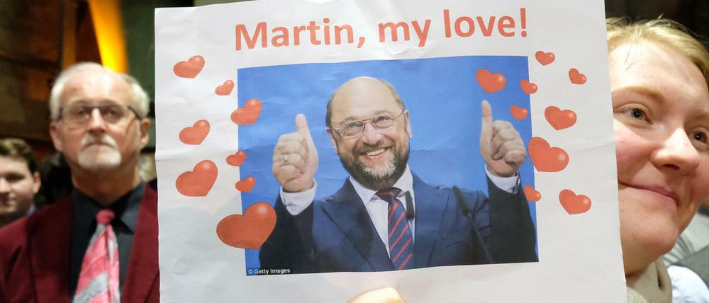 Verliebt in die Siegchance. In seiner Partei fliegen Martin Schulz jetzt schon die Herzen zu.