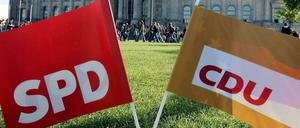 Große Koalition: Auf ihrem Kleinen Parteitag votierten die Delegierten der SPD am Freitag für Sondierungsgespräche mit der CDU.