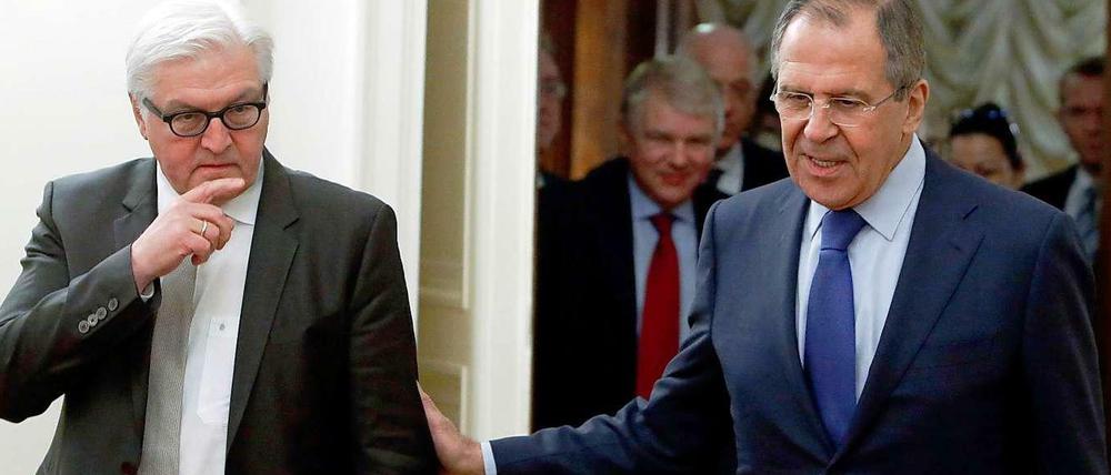 Schwierige Mission. Außenminister Frank-Walter Steinmeier am Dienstag bei seinem russischen Amtskollegen Sergei Lavrov.