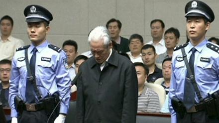 Reumütig vor Gericht. Chinas Ex-Sicherheitschef Zhou Yongkang gestand seine Schuld.