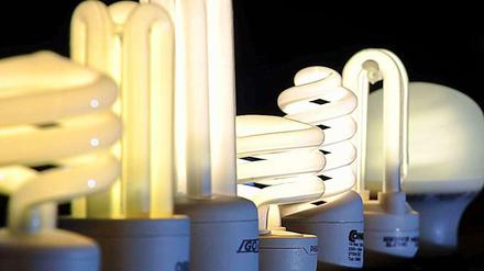 Strom sparen: Energiesparlampen helfen dabei.