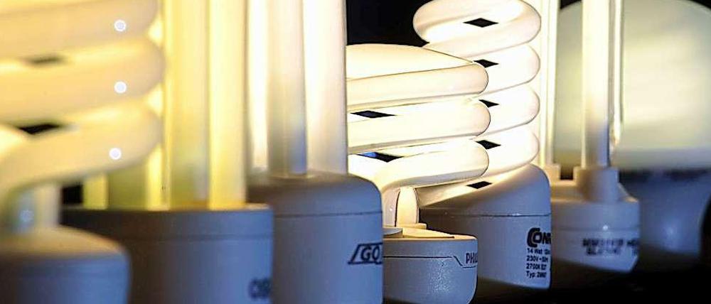Strom sparen: Energiesparlampen helfen dabei.