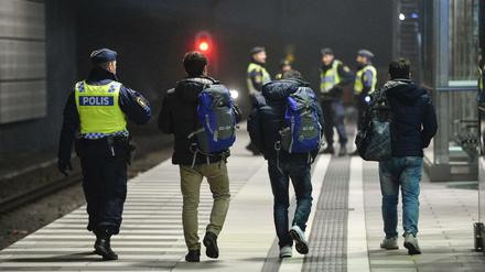Nach Schweden hat nun auch Finnland angekündigt zehntausende Flüchtlinge abzuschieben.