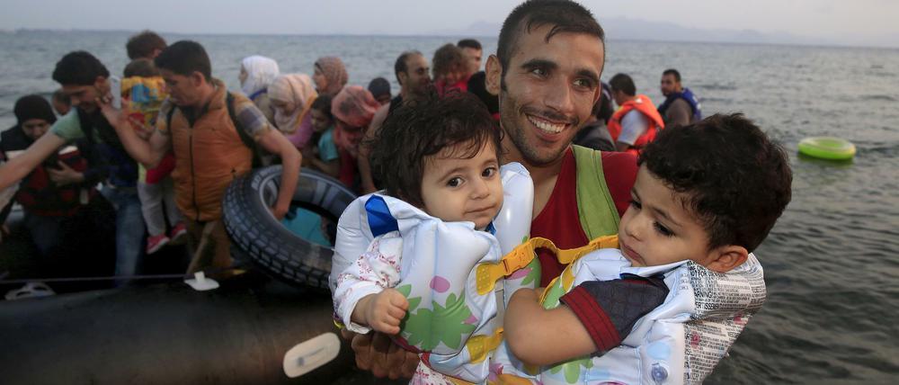 Zukunft ungewiss. Flüchtlinge wie diese Ankömmlinge auf der griechischen Insel Kos sollen nach dem Plan der Europäer und der Türkei demnächst in die Türkei abgeschoben werden.