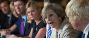 Premierministerin Theresa May nebst ihren Kabinettkollegen in Chequers.