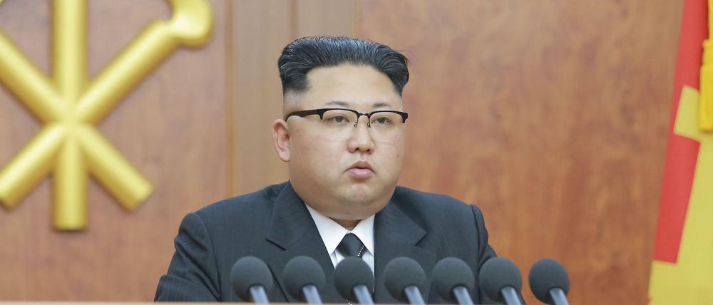 Nordkoreas Diktator Kim Jong Un verkündet in seiner Neujahrssprache den nach seinen Worten bevorstehenden Test einer Interkontinentalrakete.
