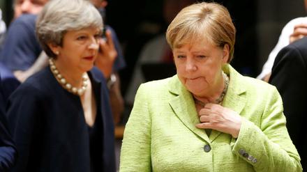 Bundeskanzlerin Angela Merkel und die britischen Premierministerin Theresa May auf dem EU-Gipfel.
